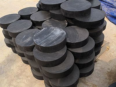夏县板式橡胶支座由若干层橡胶片与薄钢板经加压硫化